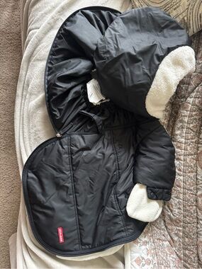Baby Black Puffer car seat cover with Sherpa Trim